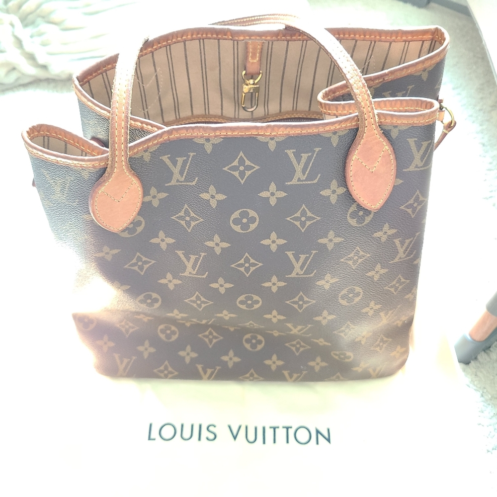 Authentic euc neverfull mm with box, dustbag, original receipt